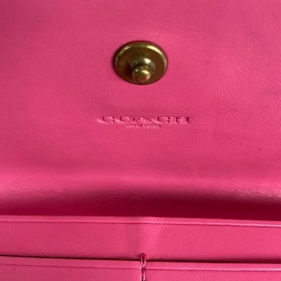 Coach‎ 39745 Pink Fuchsia Leather Women's Wallet - Picture 3 of 10